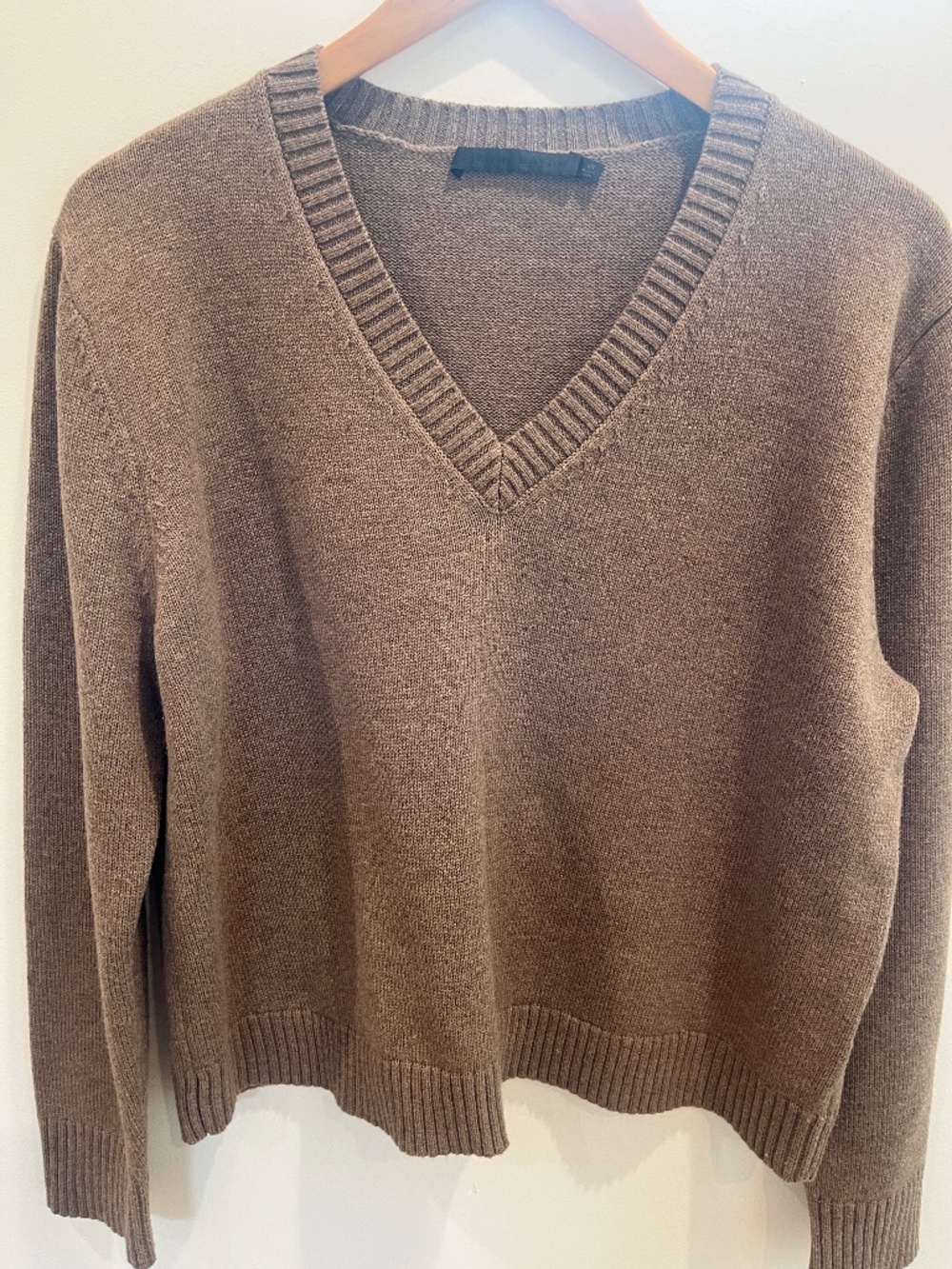Jenni Kayne Simone V Neck Sweater